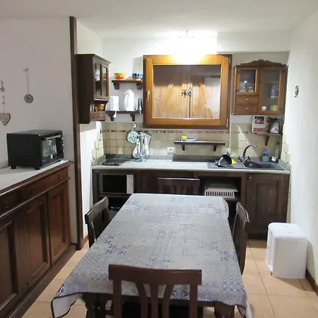 Ampio Monolocale In Centro Paese Apartament *