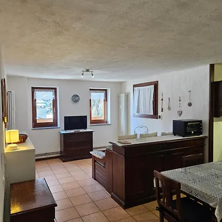 Ampio Monolocale In Centro Paese